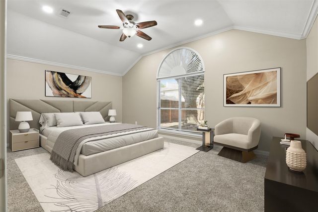 4015 Lakepointe Forest Drive, Seabrook, TX 77586