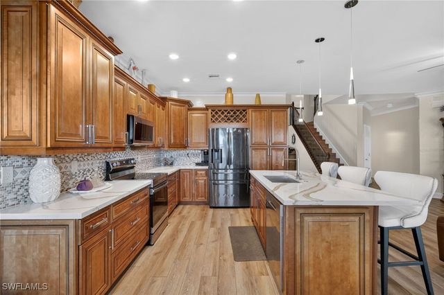 1541 Birdie DR, Naples, FL 34120