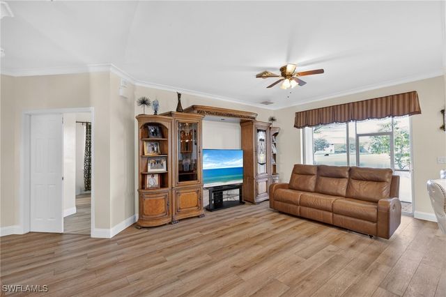 1541 Birdie DR, Naples, FL 34120