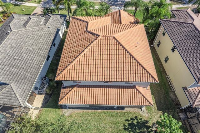 1541 Birdie DR, Naples, FL 34120