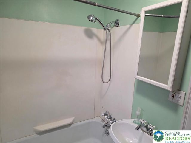 205 West 27th Street, Northampton Boro, PA 18067