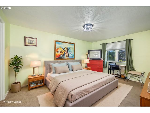 1580 S 60TH St, Springfield, OR 97478