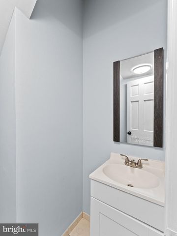 4924 HAZEL AVE, Philadelphia, PA 19143