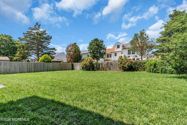 808 Allaire Road, Spring Lake, NJ 07762