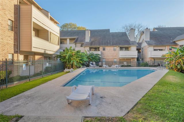 2500 Burleson RD 512, Austin, TX 78741