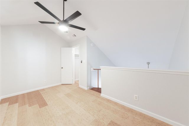 2500 Burleson RD 512, Austin, TX 78741