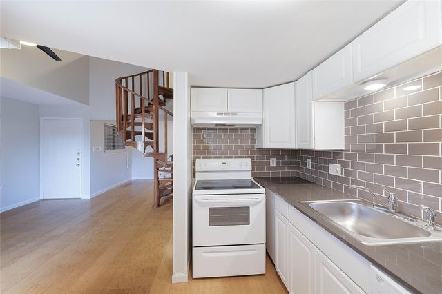 2500 Burleson RD 512, Austin, TX 78741
