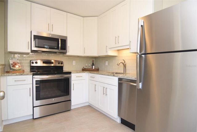 606 12TH AVENUE NE 2, St Petersburg, FL 33701