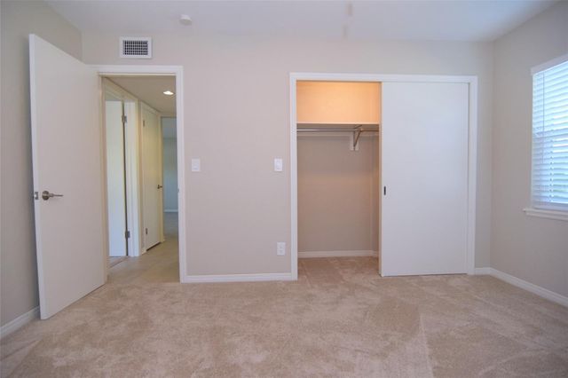 606 12TH AVENUE NE 2, St Petersburg, FL 33701