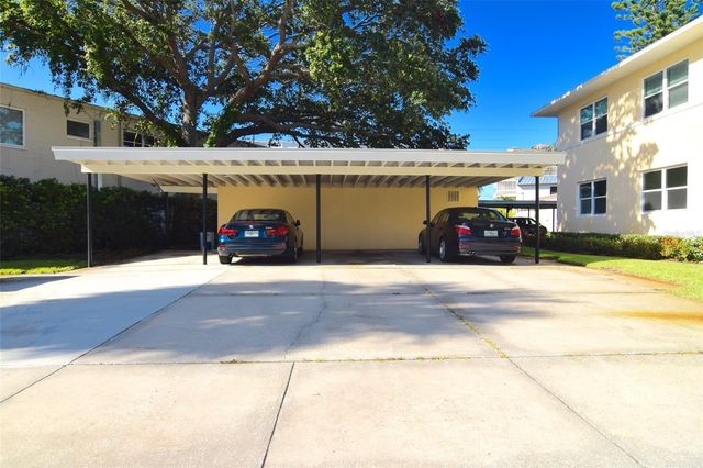 606 12TH AVENUE NE 2, St Petersburg, FL 33701