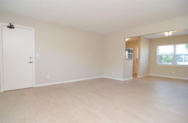 606 12TH AVENUE NE 2, St Petersburg, FL 33701