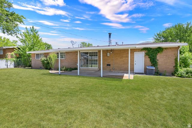 1004 ENGLEWOOD DR, Brigham City, UT 84302