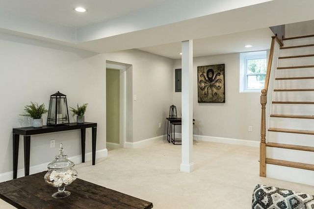 10 Nantasket Ave 1, Boston, MA 02135