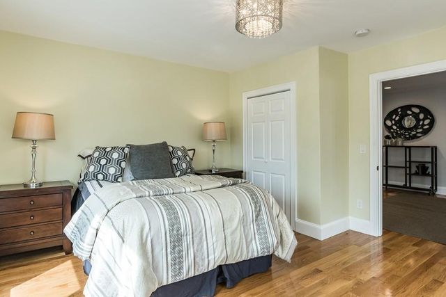 10 Nantasket Ave 1, Boston, MA 02135