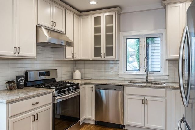 10 Nantasket Ave 1, Boston, MA 02135