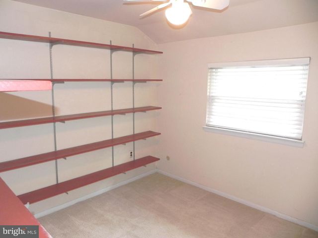 717 FISKE LN, Newark, DE 19711