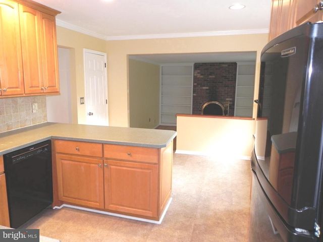 717 FISKE LN, Newark, DE 19711