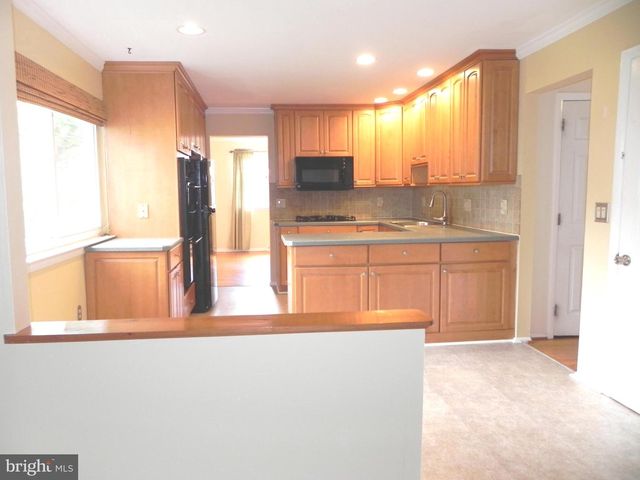717 FISKE LN, Newark, DE 19711