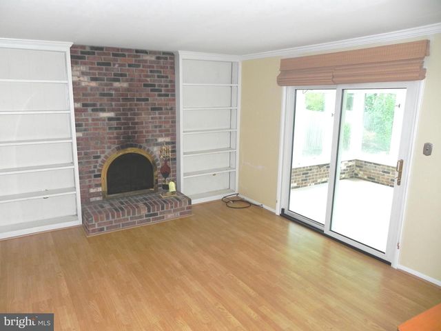 717 FISKE LN, Newark, DE 19711