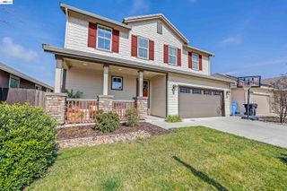 1589 Friendly St, Manteca, CA 95337