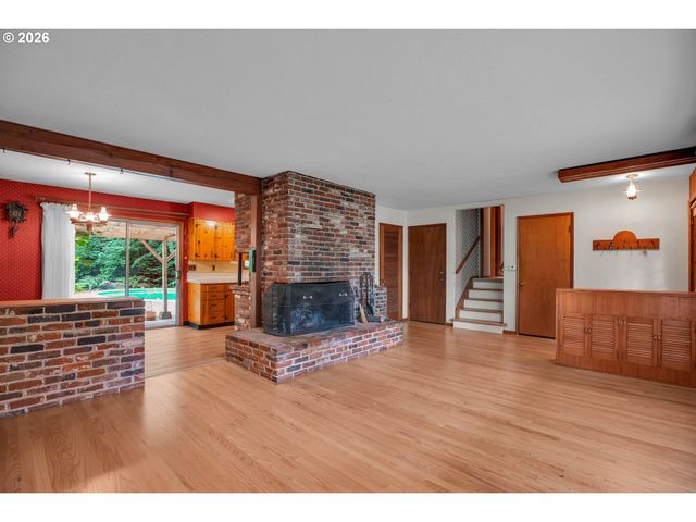 16714 Ne WASCO St, Portland, OR 97230