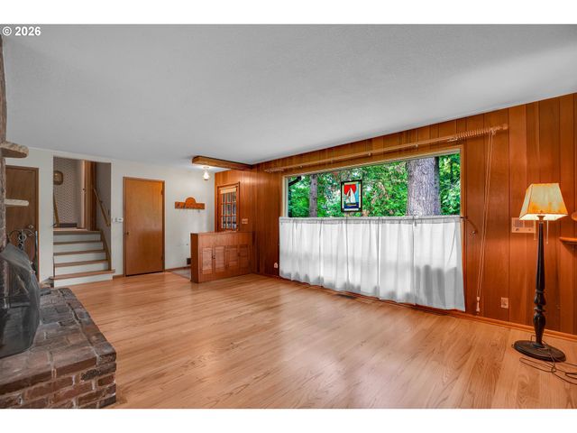 16714 Ne WASCO St, Portland, OR 97230