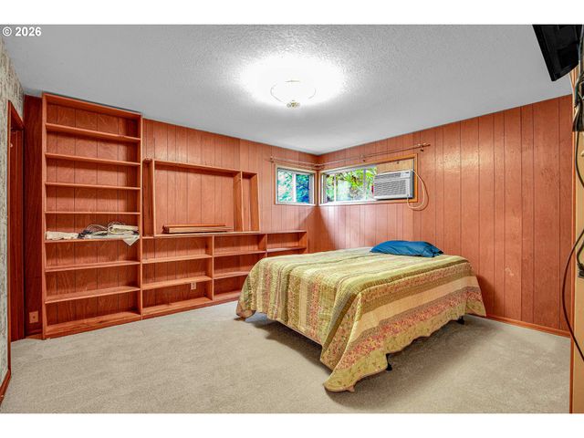 16714 Ne WASCO St, Portland, OR 97230