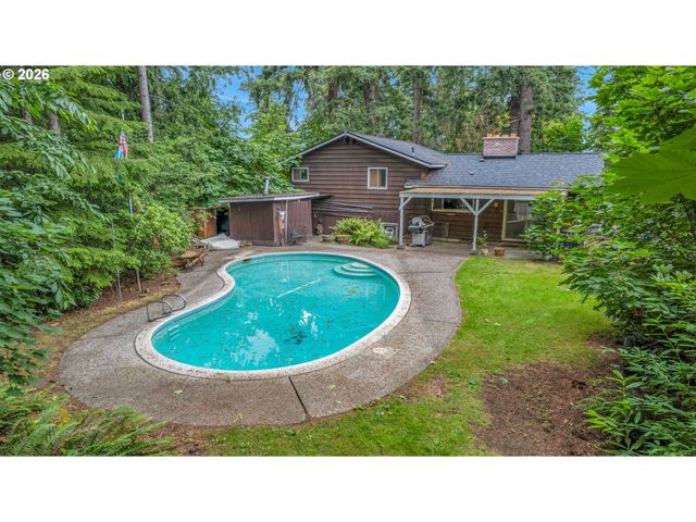 16714 Ne WASCO St, Portland, OR 97230