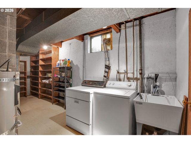 16714 Ne WASCO St, Portland, OR 97230