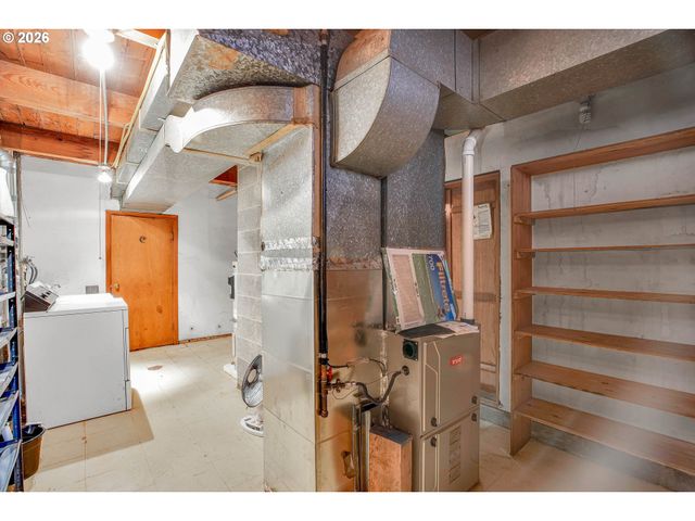 16714 Ne WASCO St, Portland, OR 97230