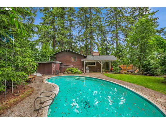 16714 Ne WASCO St, Portland, OR 97230