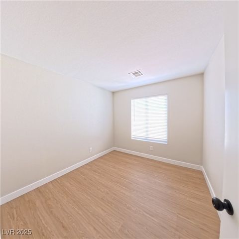 5236 Shasta Daisy Street, North Las Vegas, NV 89031