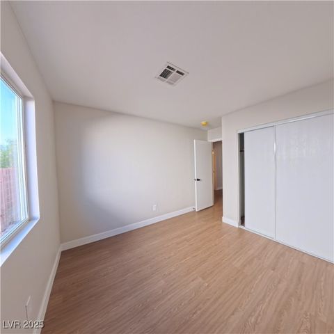 5236 Shasta Daisy Street, North Las Vegas, NV 89031