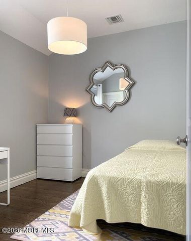 18 Meadowbrook Avenue, Rumson, NJ 07760