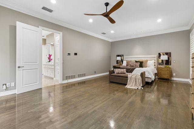 7212 Helsem Bend, Dallas, TX 75230