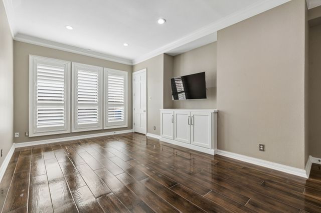 7212 Helsem Bend, Dallas, TX 75230