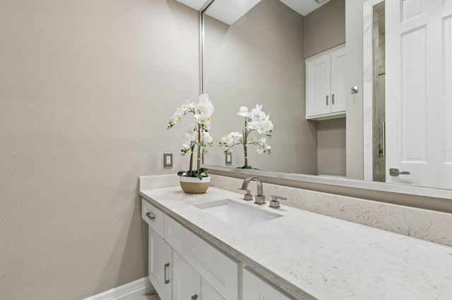 7212 Helsem Bend, Dallas, TX 75230