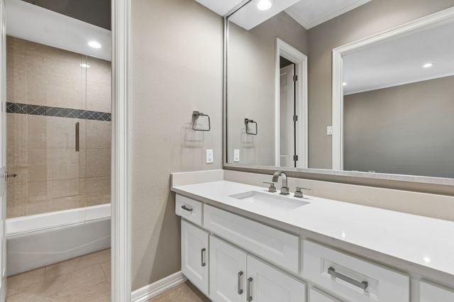 7212 Helsem Bend, Dallas, TX 75230