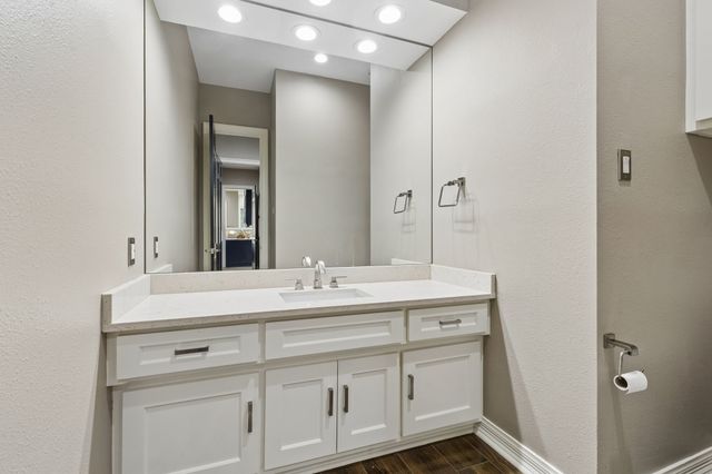 7212 Helsem Bend, Dallas, TX 75230