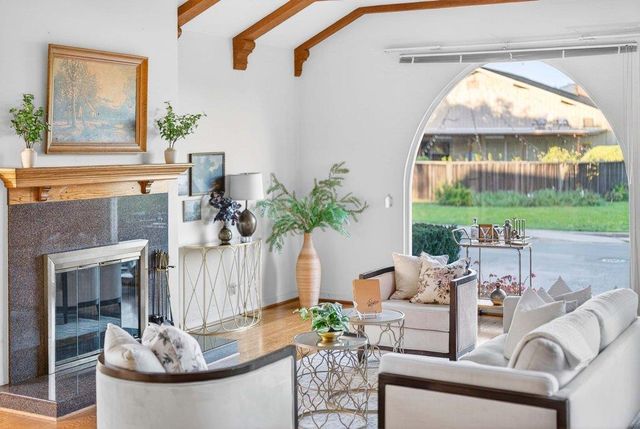 65 Monte Vista Avenue, Watsonville, CA 95076