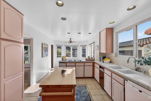 65 Monte Vista Avenue, Watsonville, CA 95076