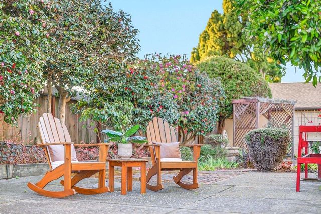 65 Monte Vista Avenue, Watsonville, CA 95076