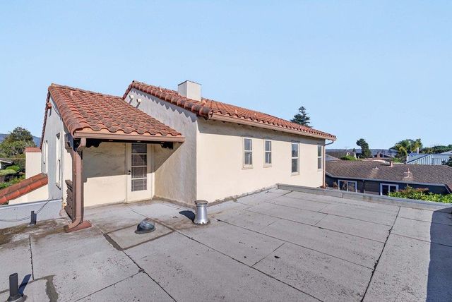 65 Monte Vista Avenue, Watsonville, CA 95076
