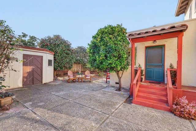 65 Monte Vista Avenue, Watsonville, CA 95076