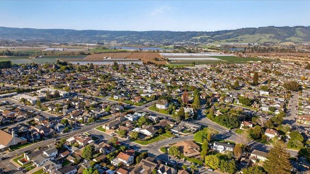 65 Monte Vista Avenue, Watsonville, CA 95076