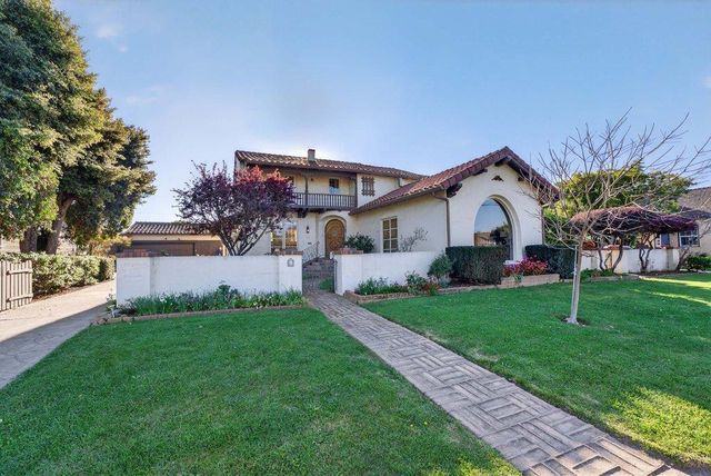 65 Monte Vista Avenue, Watsonville, CA 95076