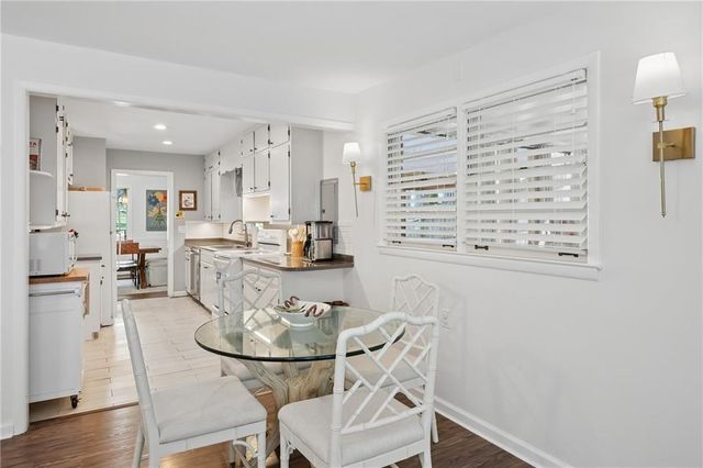 2201 Fairway Circle NE, Brookhaven, GA 30319
