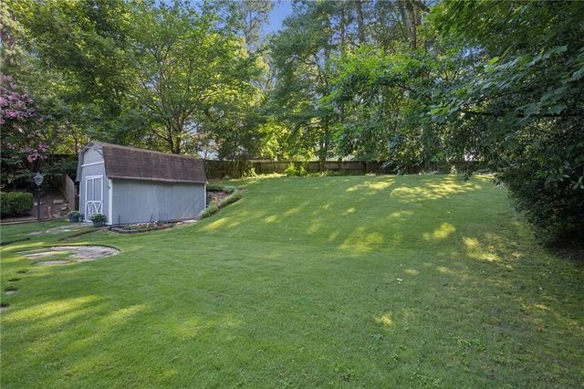 2201 Fairway Circle NE, Brookhaven, GA 30319