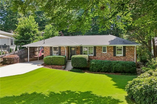 2201 Fairway Circle NE, Brookhaven, GA 30319