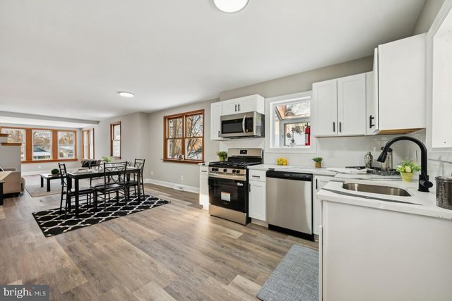 23 INDIAN SPRING RD, Clementon, NJ 08021